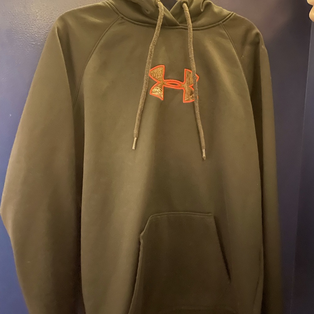 Girls Black hunting sweatshirt
